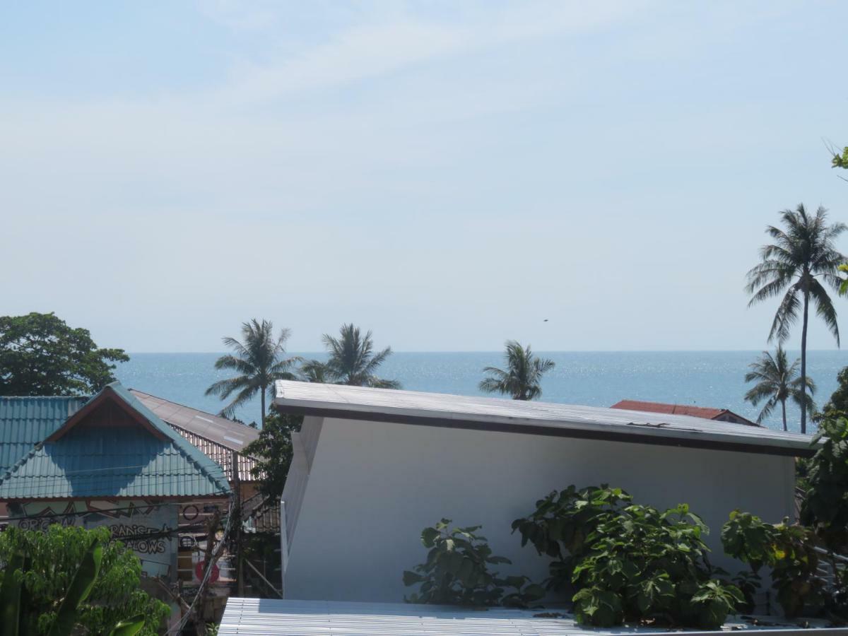 Same Same Guesthouse, Bar & Restaurant (Adults Only) Хаад Рин Экстерьер фото